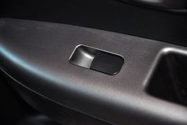 2013款起亚秀尔1.6L