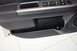 2013款起亚秀尔1.6L