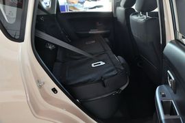 2013款起亚秀尔1.6L