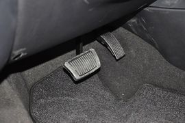 2013款起亚秀尔1.6L