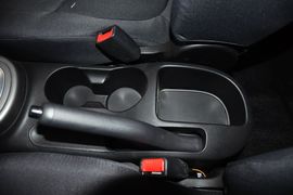 2013款起亚秀尔1.6L