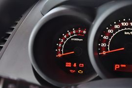 2013款起亚秀尔1.6L