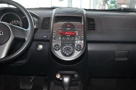 2013款起亚秀尔1.6L