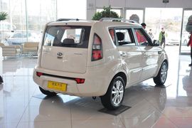 2013款起亚秀尔1.6L