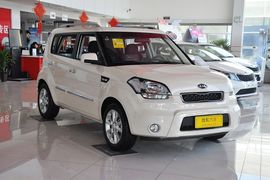 2013款起亚秀尔1.6L