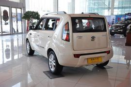 2013款起亚秀尔1.6L