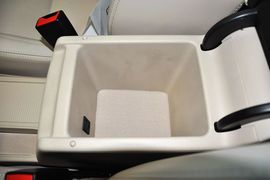 2013款大众途观1.8TSI手自一体两驱豪华版