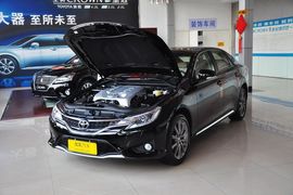 2013款丰田锐志2.5V尚锐版