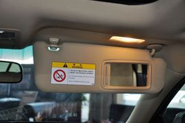 2013款丰田锐志2.5V尚锐版