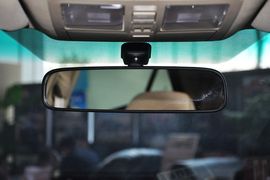 2013款丰田锐志2.5V尚锐版