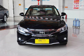 2013款丰田锐志2.5V尚锐版