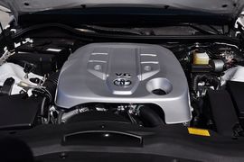 2013款丰田锐志2.5S菁锐版