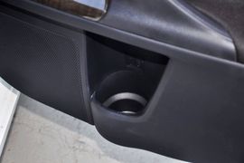 2013款丰田锐志2.5S菁锐版