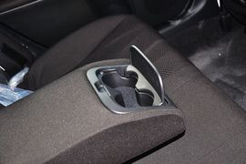 2013款丰田锐志2.5S菁锐版