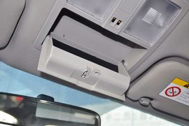 2013款丰田锐志2.5S菁锐版