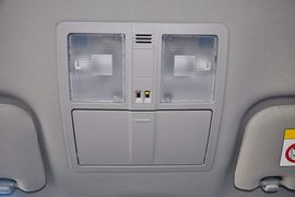 2013款丰田锐志2.5S菁锐版