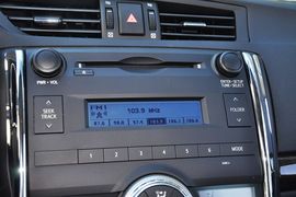 2013款丰田锐志2.5S菁锐版