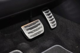 2014款路虎揽胜极光2.0T