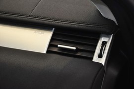 2014款路虎揽胜极光2.0T