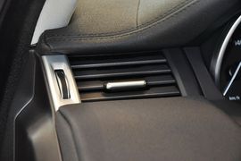 2014款路虎揽胜极光2.0T