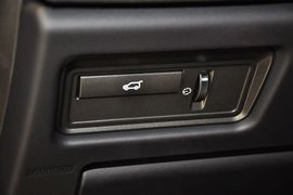 2014款路虎揽胜极光2.0T