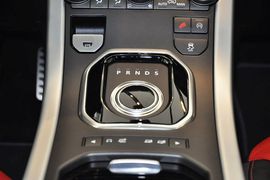 2014款路虎揽胜极光2.0T