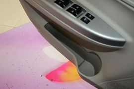 2012款长安悦翔V5