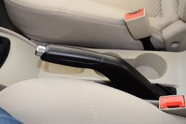 2012款长安悦翔V5