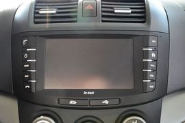 2012款长安悦翔V5