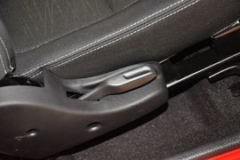 2012款长安奔奔mini