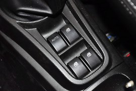 2012款长安奔奔mini