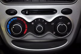 2012款长安奔奔mini