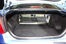 2009款奔腾B50上市现场实拍