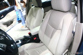 2009款奔腾B50上市现场实拍