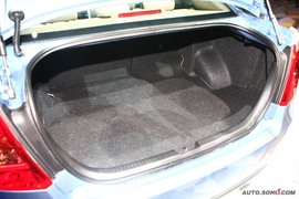 2009款奔腾B50上市现场实拍