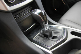 2013款江铃驭胜S350