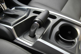 2013款江铃驭胜S350