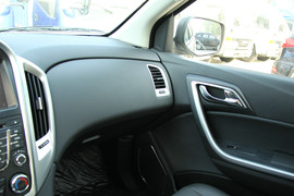 2013款江铃驭胜S350