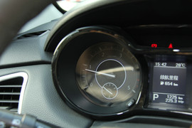 2013款江铃驭胜S350