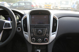 2013款江铃驭胜S350
