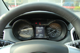 2013款江铃驭胜S350