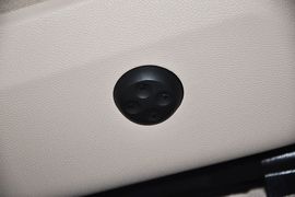 2014款奔驰E260L豪华型