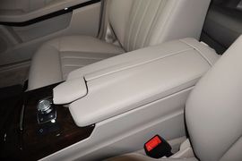 2014款奔驰E260L豪华型