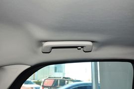 2012款福特福克斯两厢2.0L手动豪华运动型