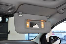 2012款福特福克斯两厢2.0L手动豪华运动型