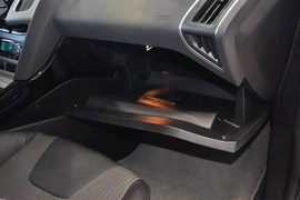 2012款福特福克斯两厢2.0L手动豪华运动型