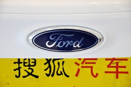 2012款福特福克斯两厢2.0L手动豪华运动型