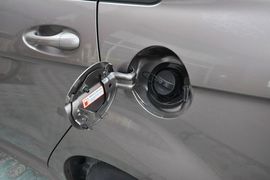 2013款北京汽车E130手动乐活型