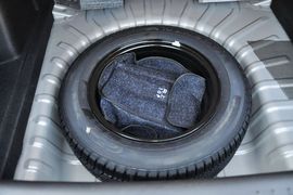 2013款北京汽车E130手动乐活型