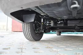 2013款北京汽车E130手动乐活型